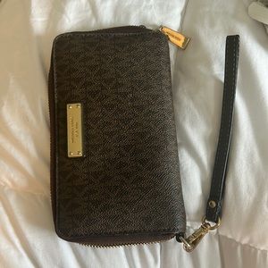 Michael Kors Wallet - Like New Condition